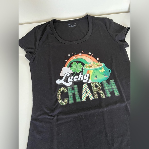 No Boundaries Custom St. Patrick’s Lucky Charm Pot of Gold Graphic Tee Juniors M - Picture 6 of 12